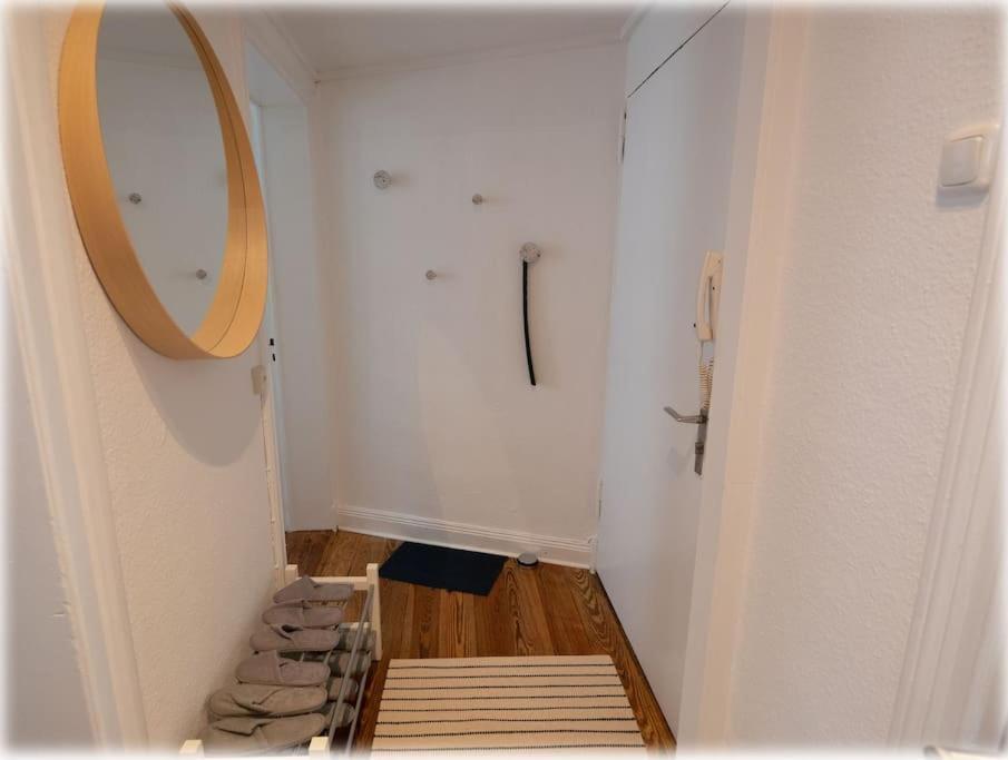 Gemuetlich - 2 Zimmer-Altbau, 24H Check-In 基尔 外观 照片