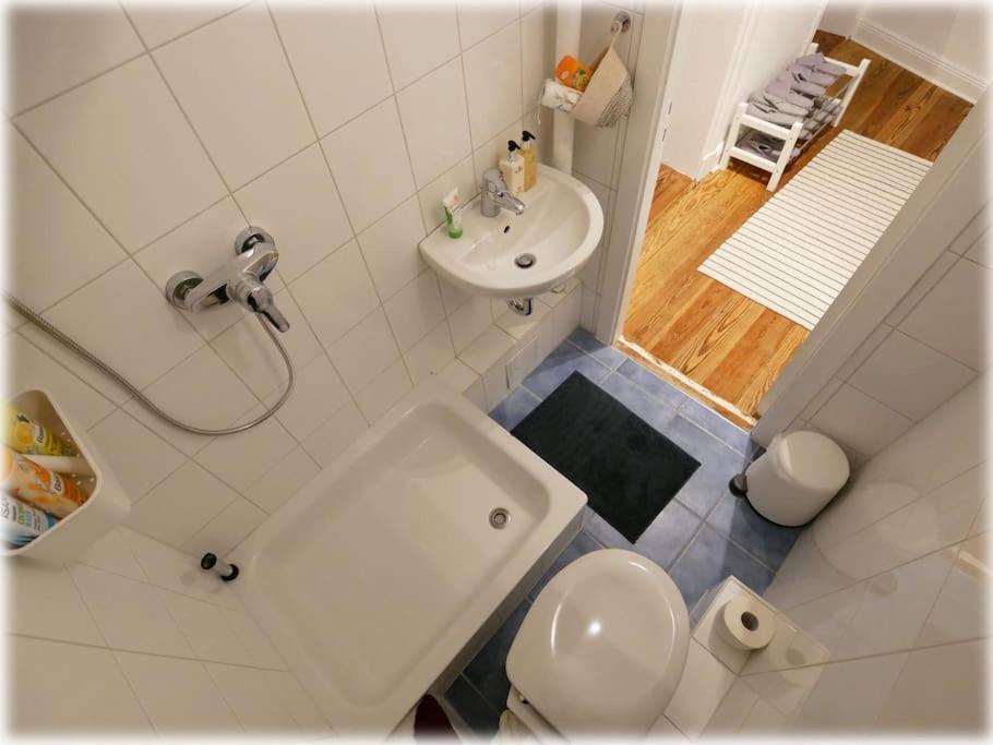 Gemuetlich - 2 Zimmer-Altbau, 24H Check-In 基尔 外观 照片